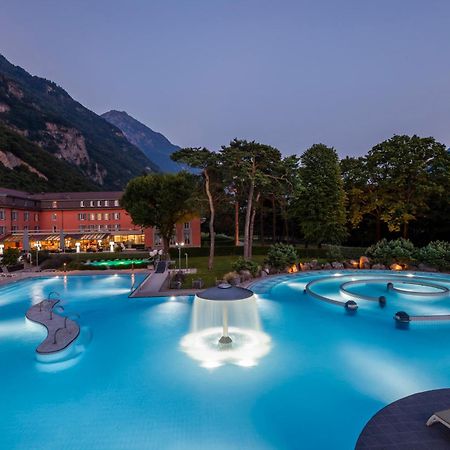 แกรนด์โฮเต็ล เด แบ็ง Hotel Lavey-les-Bains ภายนอก รูปภาพ