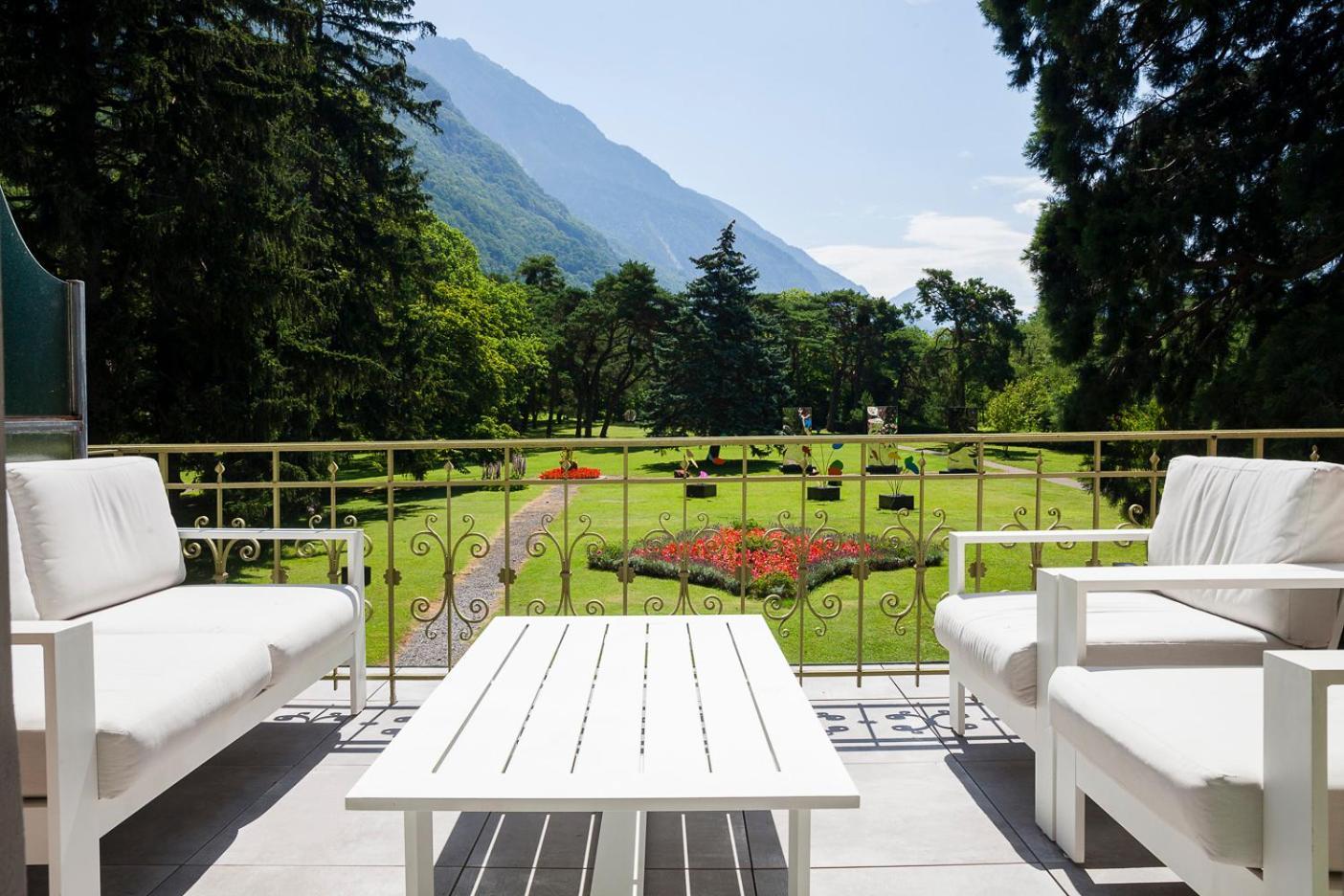 แกรนด์โฮเต็ล เด แบ็ง Hotel Lavey-les-Bains ภายนอก รูปภาพ