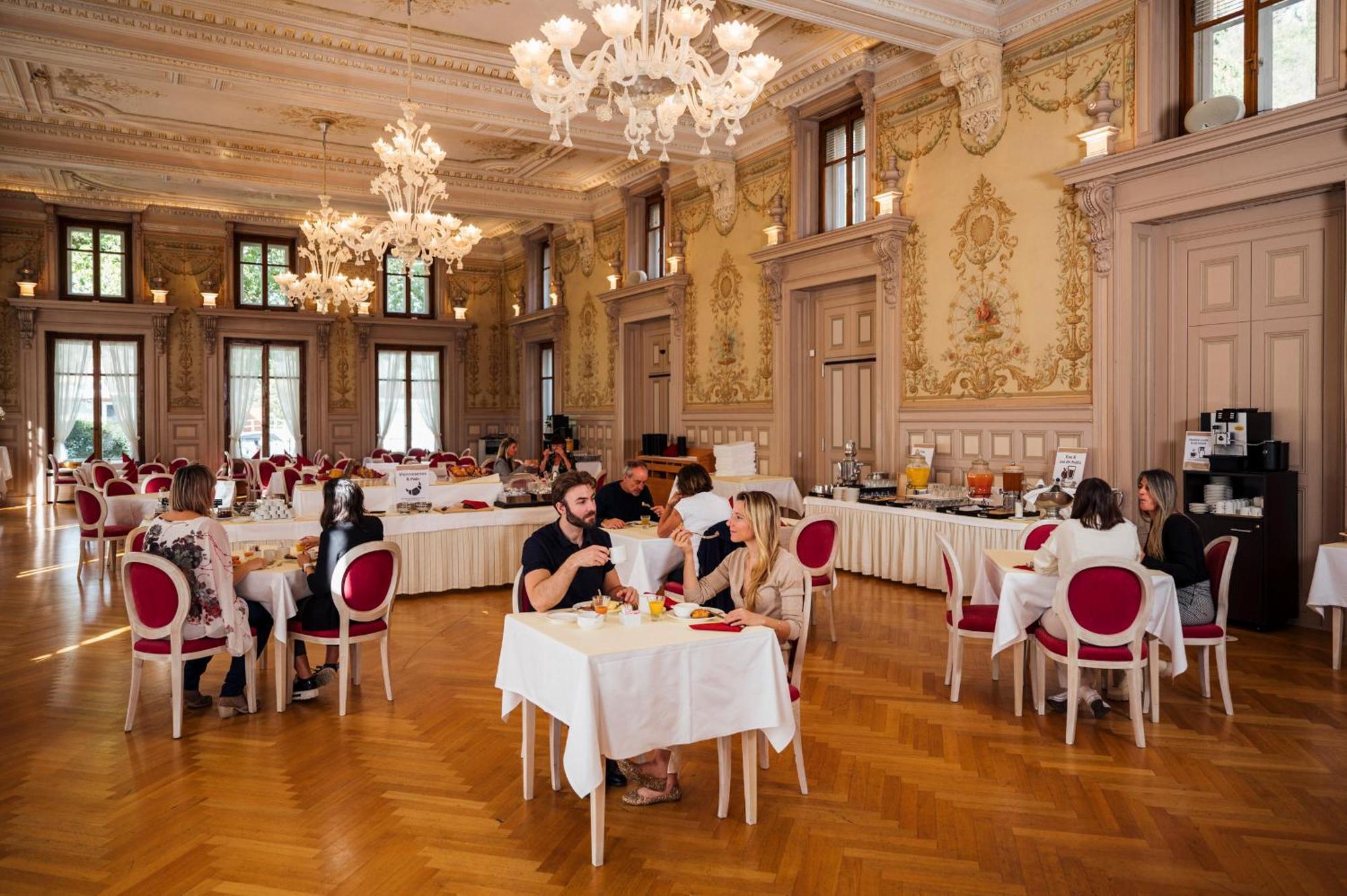 แกรนด์โฮเต็ล เด แบ็ง Hotel Lavey-les-Bains ภายนอก รูปภาพ