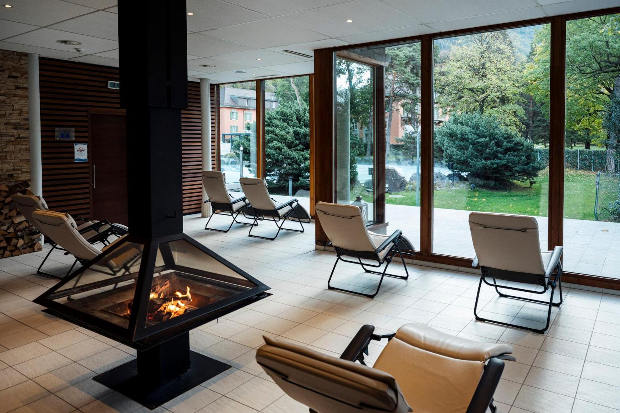 แกรนด์โฮเต็ล เด แบ็ง Hotel Lavey-les-Bains ภายนอก รูปภาพ