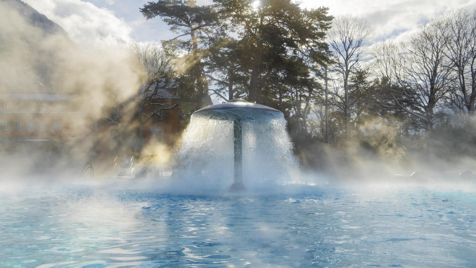 แกรนด์โฮเต็ล เด แบ็ง Hotel Lavey-les-Bains ภายนอก รูปภาพ