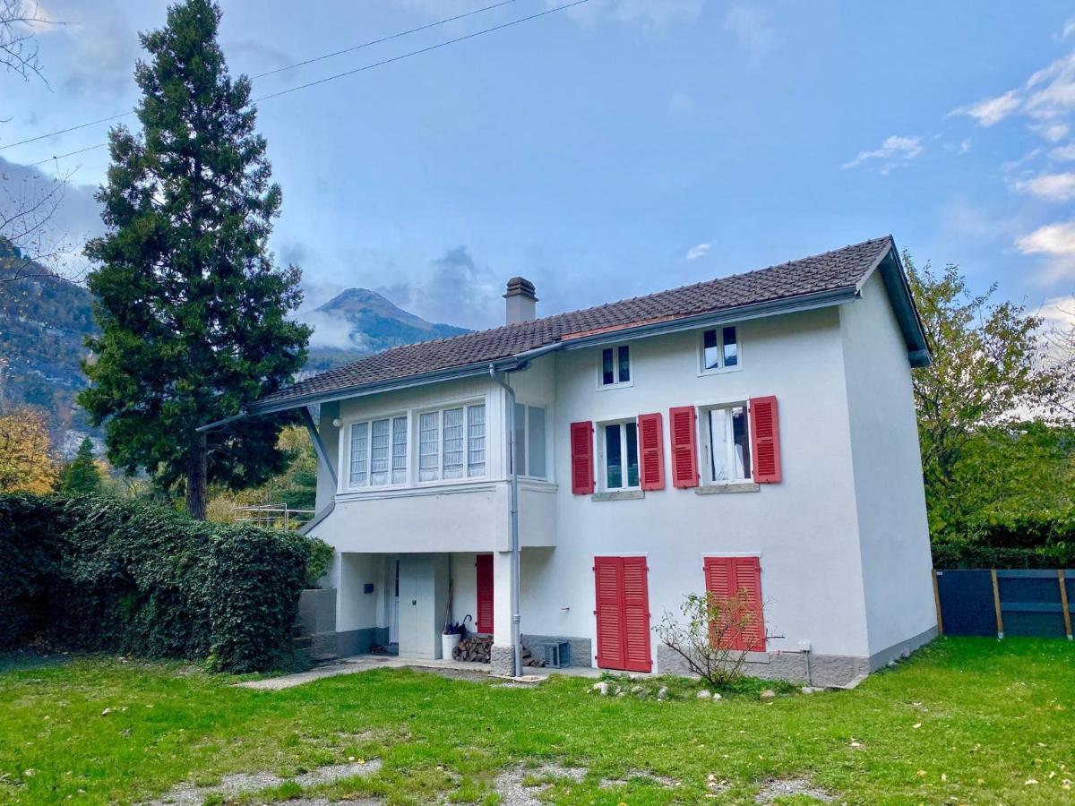 แกรนด์โฮเต็ล เด แบ็ง Hotel Lavey-les-Bains ภายนอก รูปภาพ